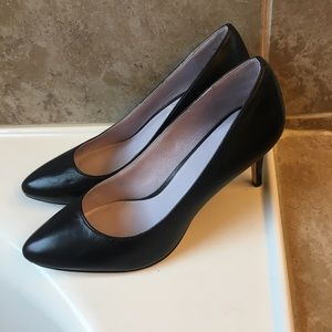 Johnston & Murphy black heels